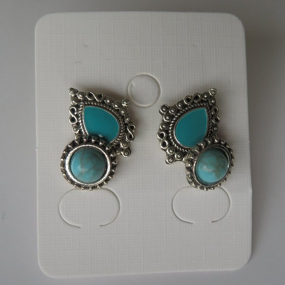 Set Of TWO Pairs Fashion Turquoise Enamel Earrings - Picture 5 of 10